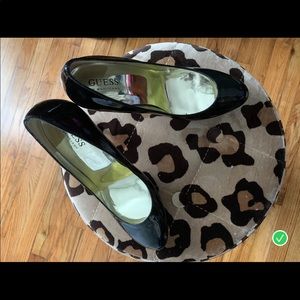 Guess Black Pumps